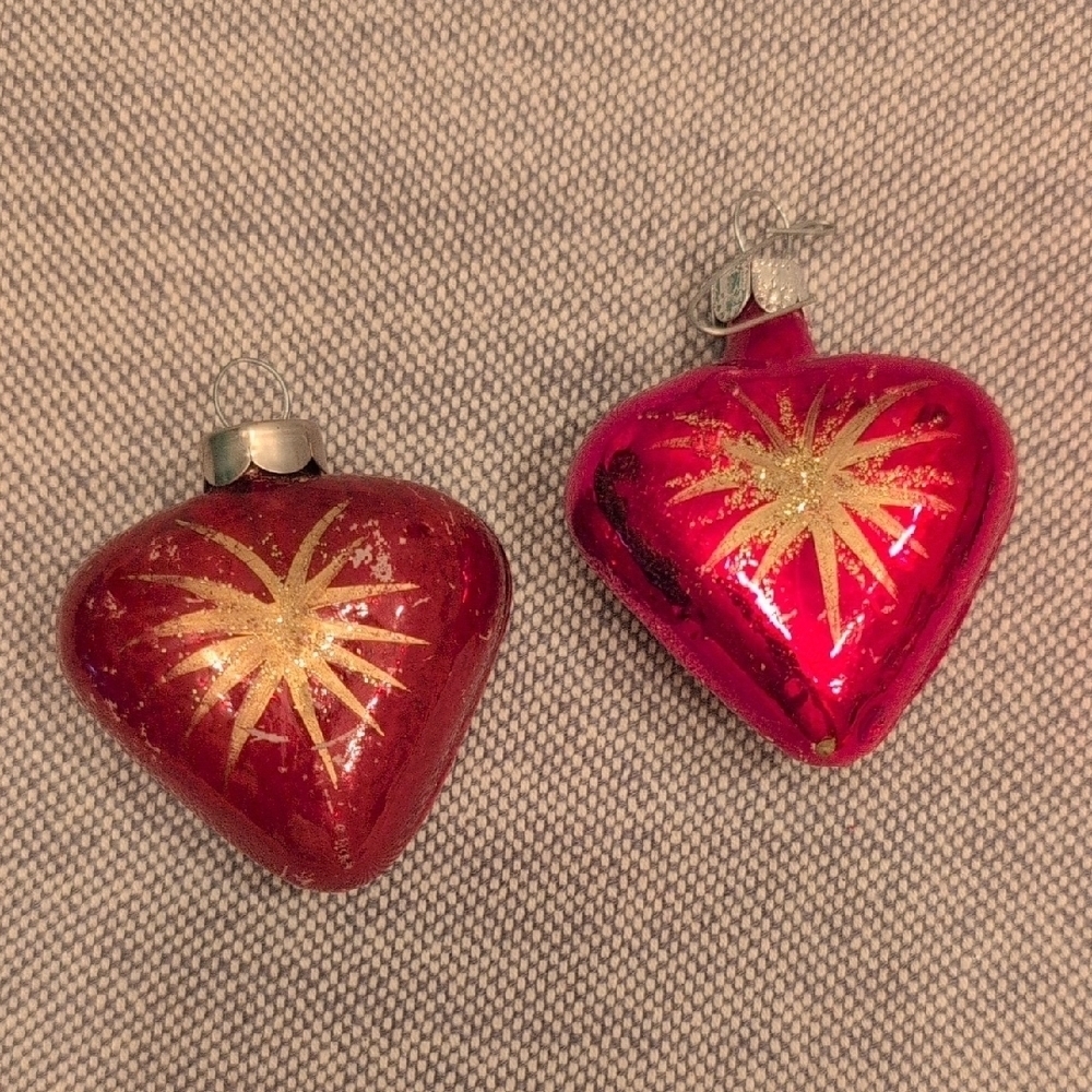 BUNDLE OF 2 VINTAGE HEART CHRISTMAS ORNEMENTS